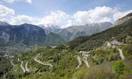 Alpe d'Huez Lives Up To Its Legacy