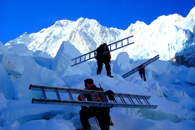 Work on Everest