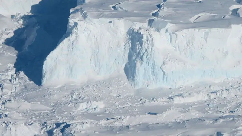 thwaites glacier antarctica