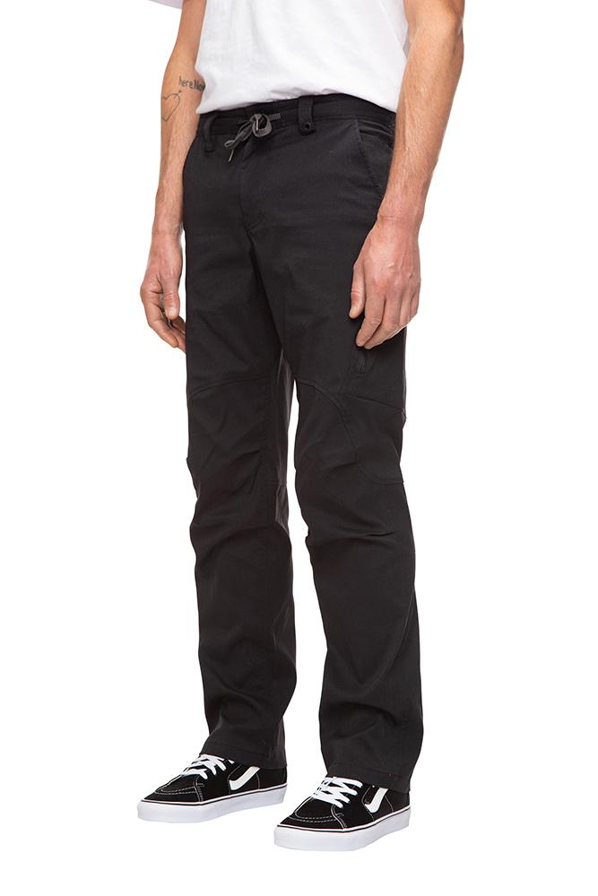 686 ANYTHING MULTI-CARGO PANT REVIEW | GEAR CLOSET | THE ADVENTURE BLOG