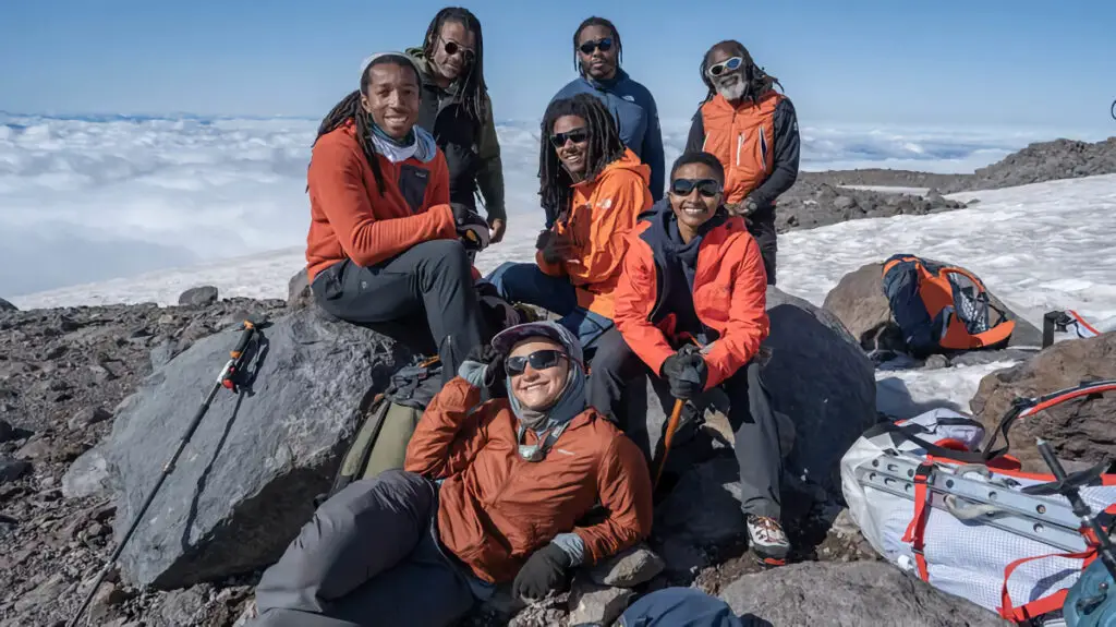 All-Black Everest Team